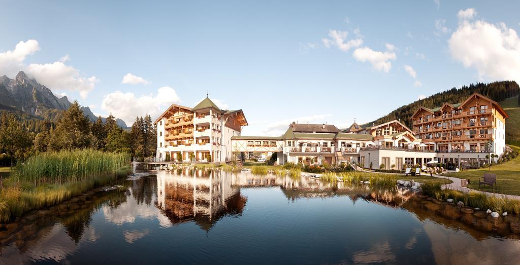Hotel Forsthofgut Leogang Exteriör bild